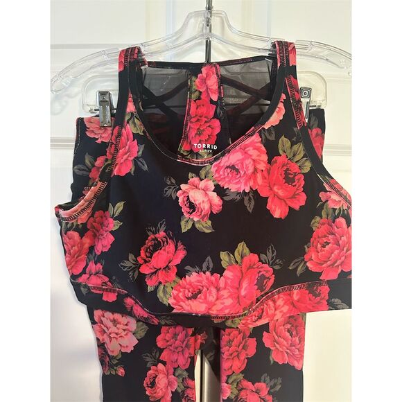 Torrid Active Set Top size 2 & Pants size 0 - Picture 2 of 9